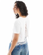scallop hem lace underlay t-shirt in white
