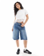 scallop hem lace underlay t-shirt in white